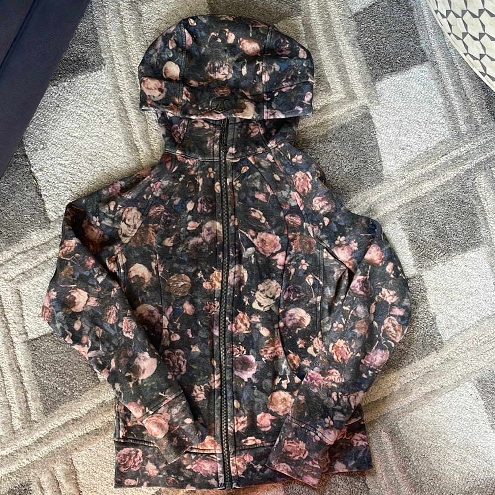 Lululemon Scuba Jacket Floral
